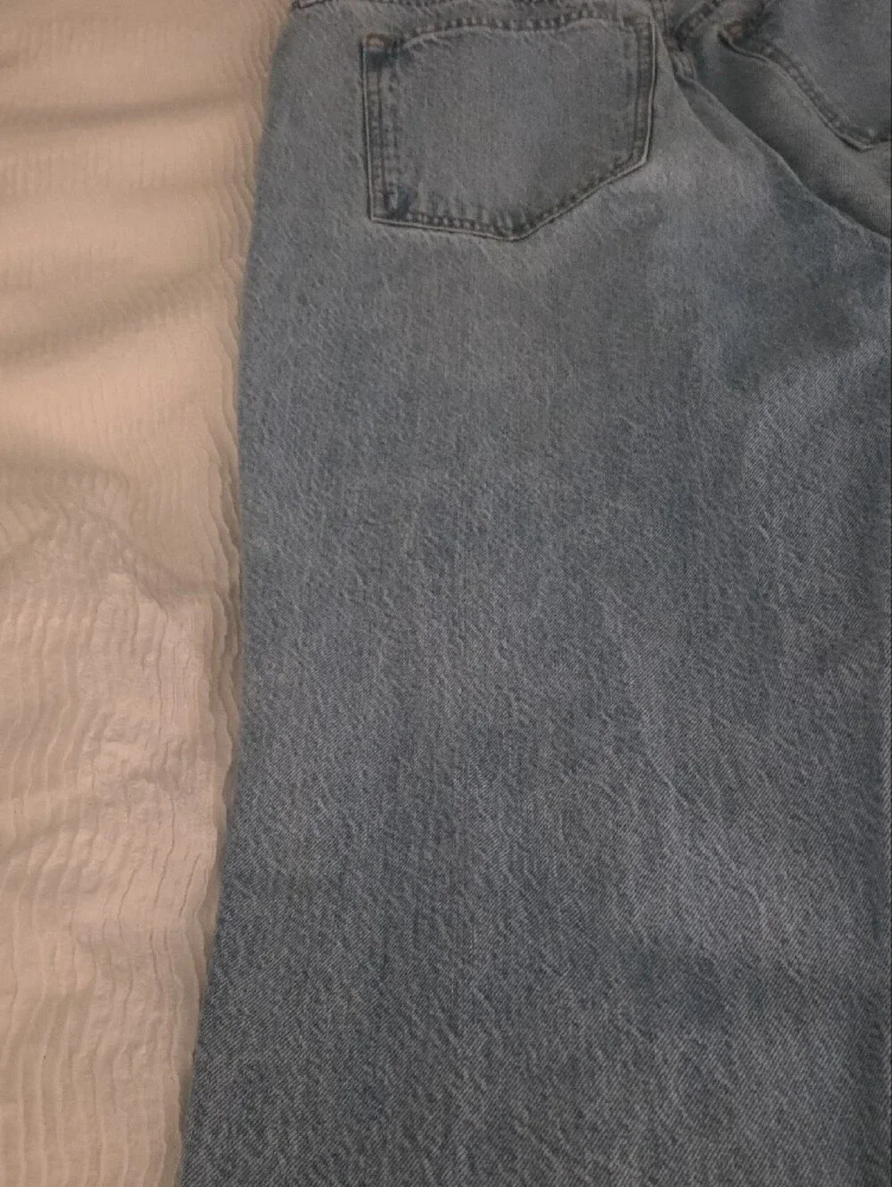 Abercrombie & Fitch Men's Light Wash Straight Jeans